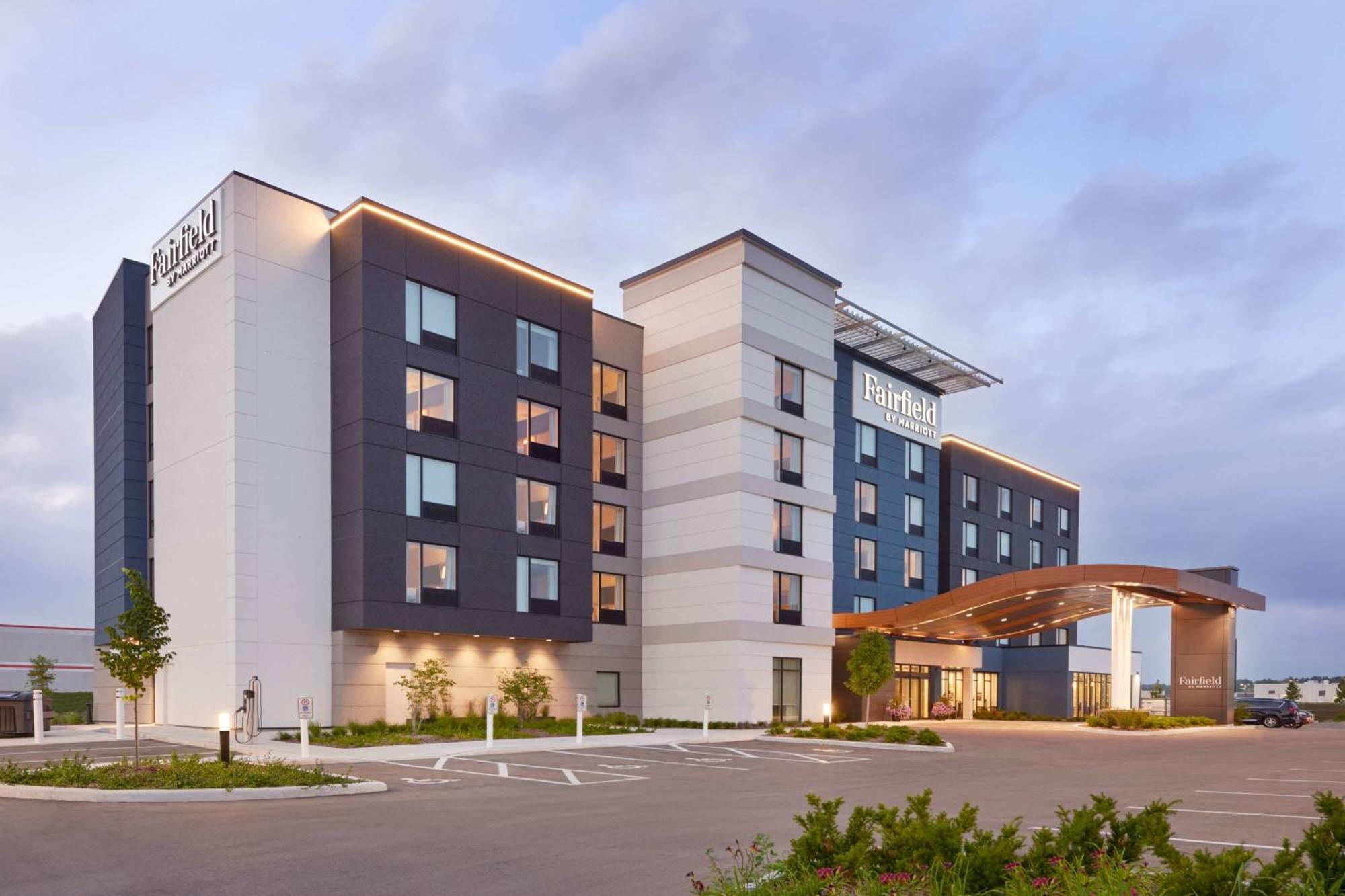 ⋆⋆⋆ | FAIRFIELD BY MARRIOTT INN & SUITES ORILLIA | CANADA